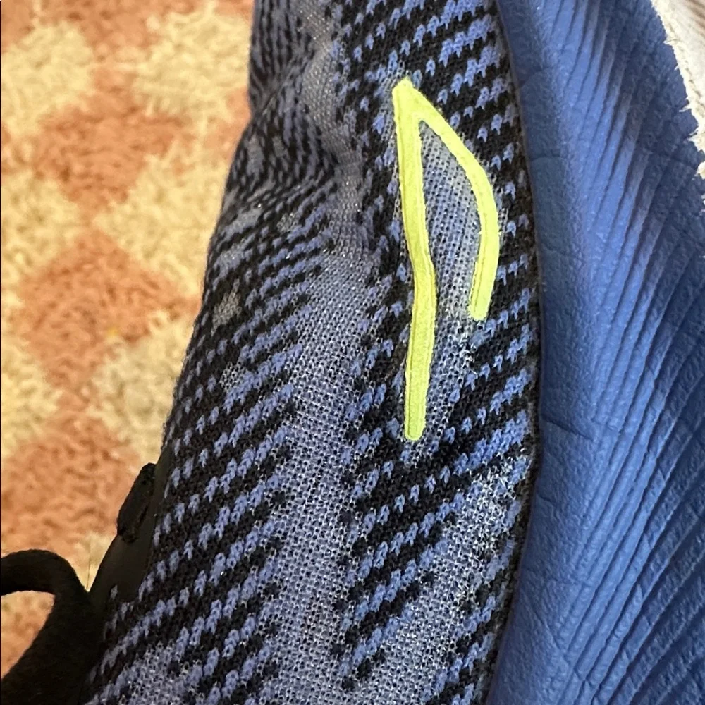 Hoka One One Clifton 9 running shoes - Picture 11 of 12